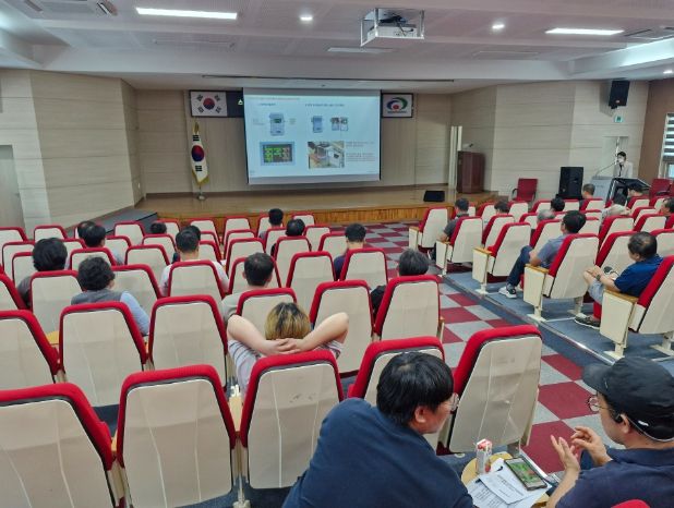 스마트팜 통합관제실 환경데이터 수집 장치 활용 평가회