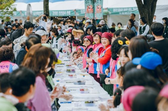 '리치맛 좋아요'....의령 리치리치페스티벌 맛난 음식 한가득