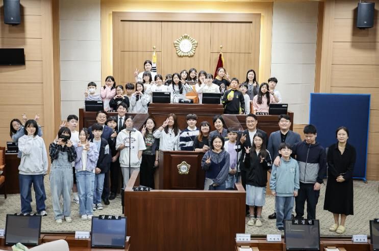 김해시의회, 김해가야초등학교 의회 견학