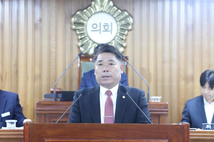 영주시의회 이상근 의원 “지피지기 백전백승의 자세로 가시박을 제거하자”