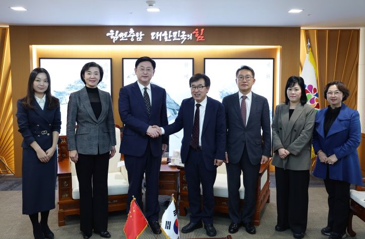 전형식 부지사, 31일 산이 부성장 일행 접견