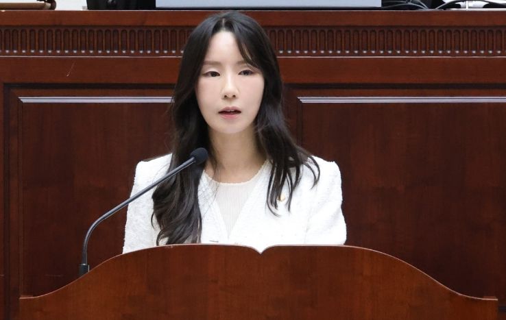 구정질문 하는 윤정회 의원