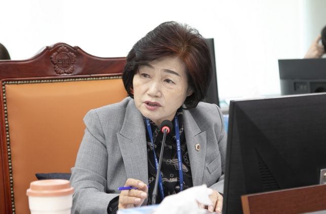 경기도의회 여성가족평생교육위원회 김동희 부위원장(더불어민주당, 부천6)