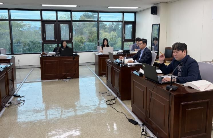 영도구의회 행정기획위원회, 평생교육․문화관광․해양수산․도서관 분야 행정사무감사 실시