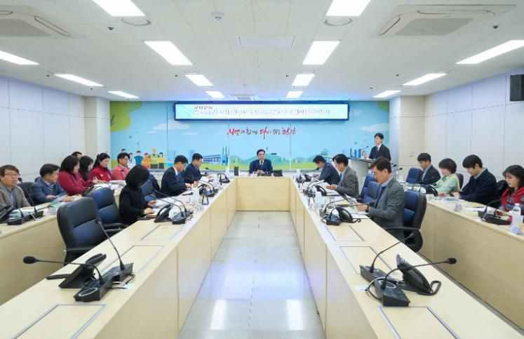 천안시는 18일 시청 재난안전상황실에서 공무원 직접수행 연구용역 결과보고회를 개최했다.