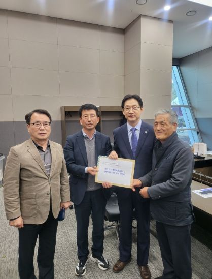 완주-전주 통합 즉각 철회 촉구, 지방시대위원회 김경수 위원장에 공식 건의문 전달