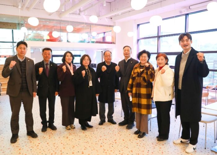 안산시의회 기획행정위원회가 지난 2일 제300회 제2차 정례회 중 현장활동을 실시했다.