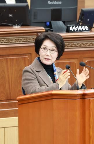 창원시의회 이종화 의원 “창원시 과도한 위탁...복지재단 본래 목적 상실”