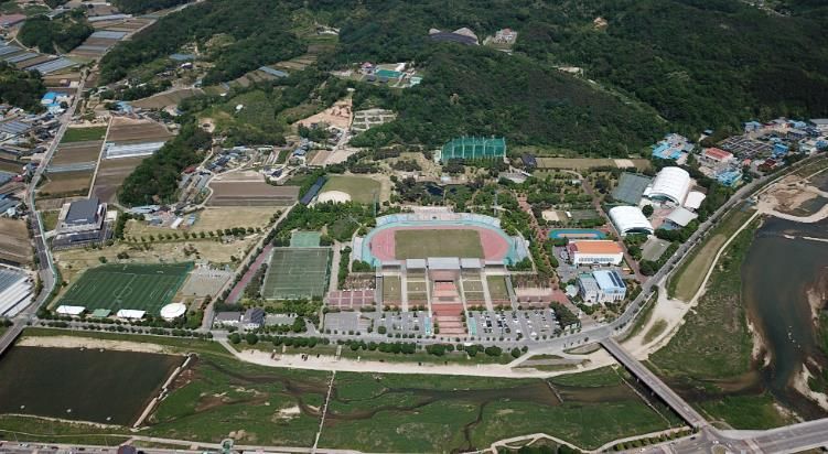 거창스포츠파크 전경