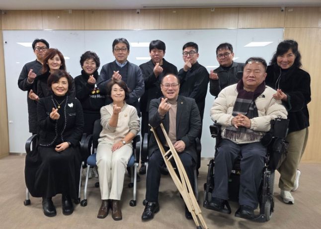 박재용 의원, 장애인 위생·건강·감정 케어서비스 저변 확대 논의