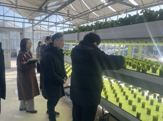 이복원 경제부지사, 농업회사법인 만나CEA㈜ 방문