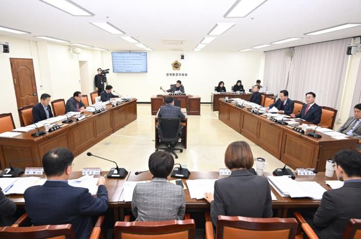 경남도의회 경제환경위원회, '우주항공복합도시 건설 및 지원에 관한 특별법' 조속 제정 촉구 대정부 건의안 채택