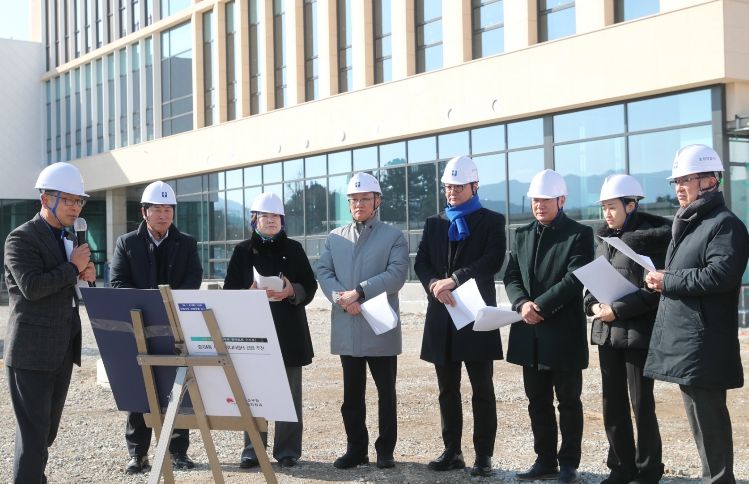 전주시의회 행정위원회, 효자4동 복합커뮤니티센터 건립 현장 점검