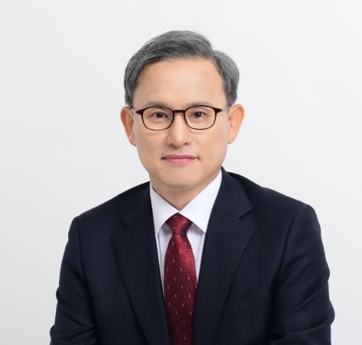 경상국립대학교 권진회 총장(한국과총 부회장 겸 학술진흥위원장)