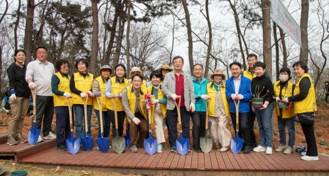 3일, 제81회 식목일 기념 나무심기 행사