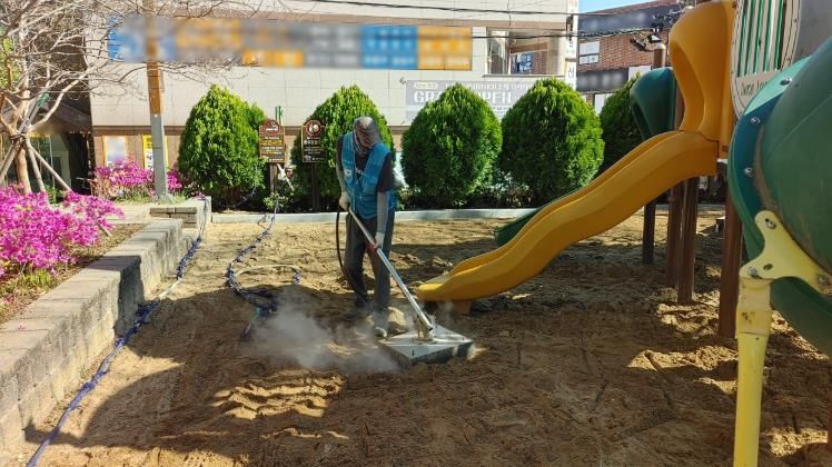 부산 동래구, 어린이공원 안전 점검 및 환경 관리 강화